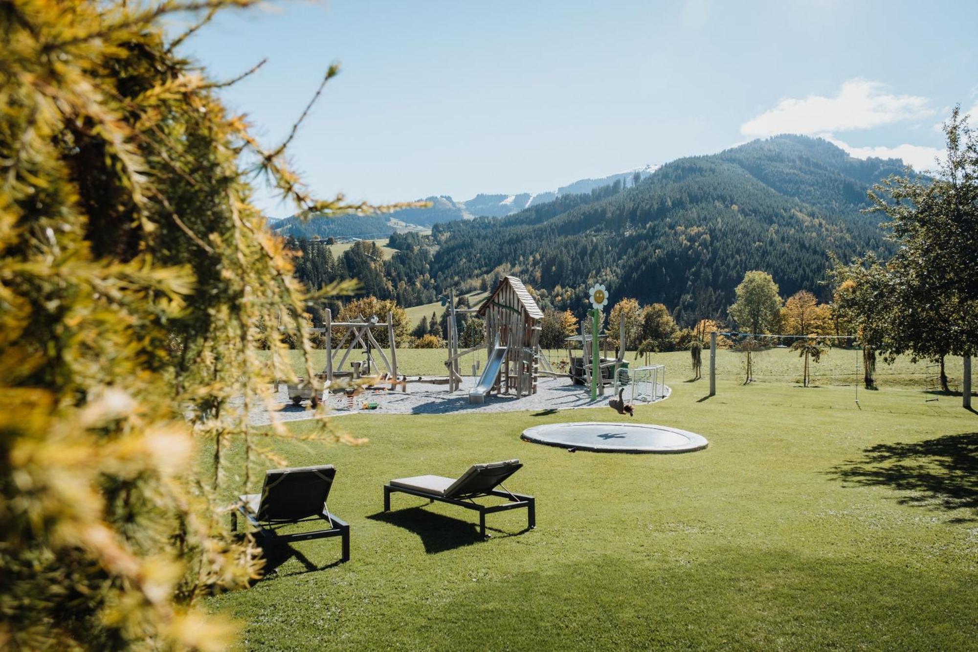Biohof Ebengut Aparthotel Maria Alm am Steinernen Meer Exterior photo